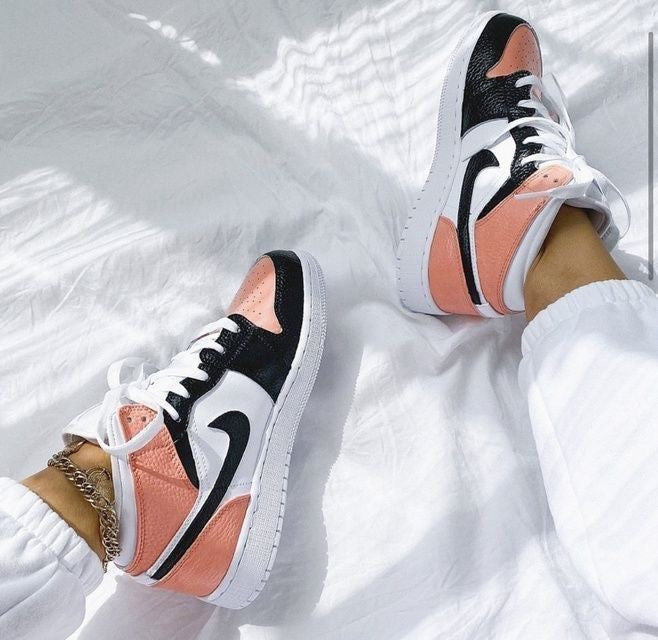 Peach- Jordan 1 Mid