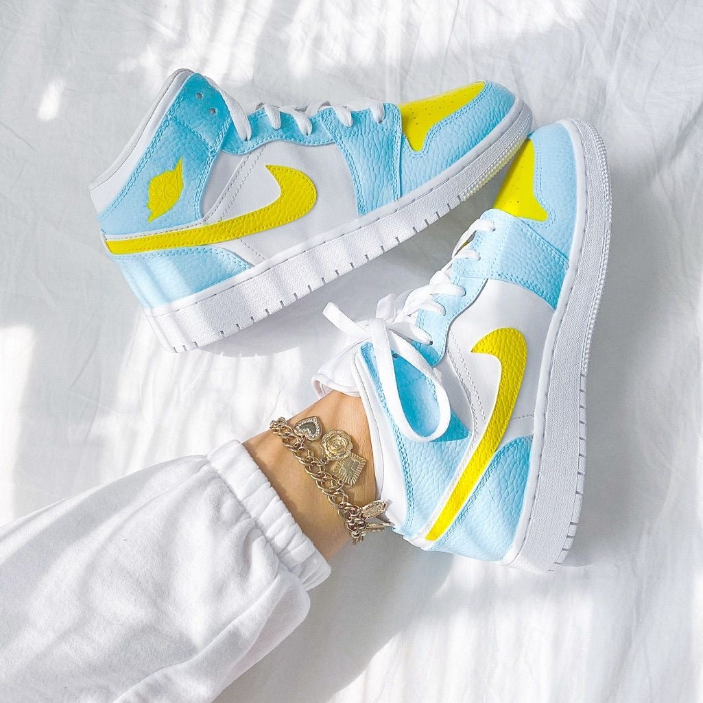 Beach - Jordan 1 Mid