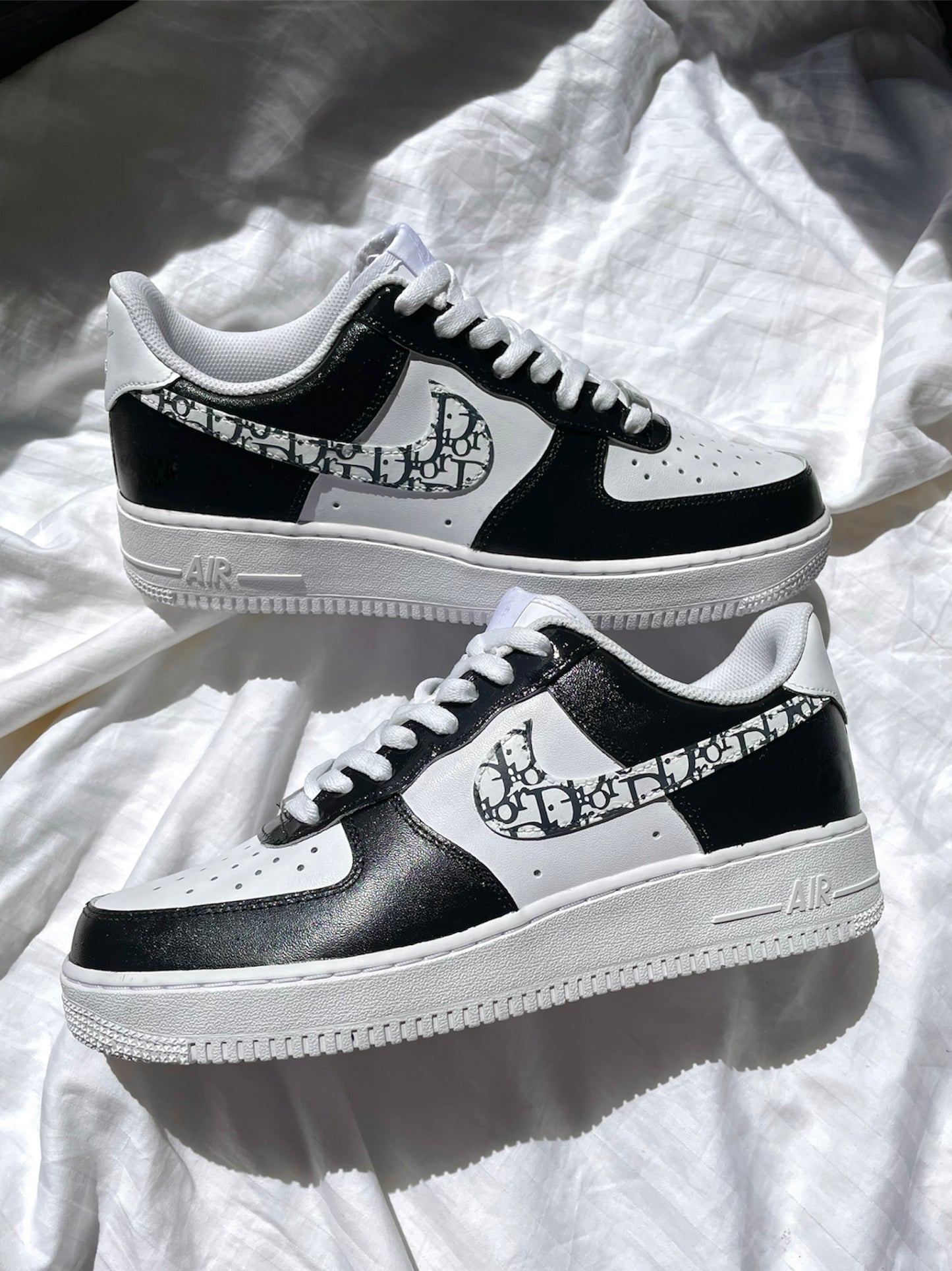 Monochrome Dior - Air Force 1 Custom