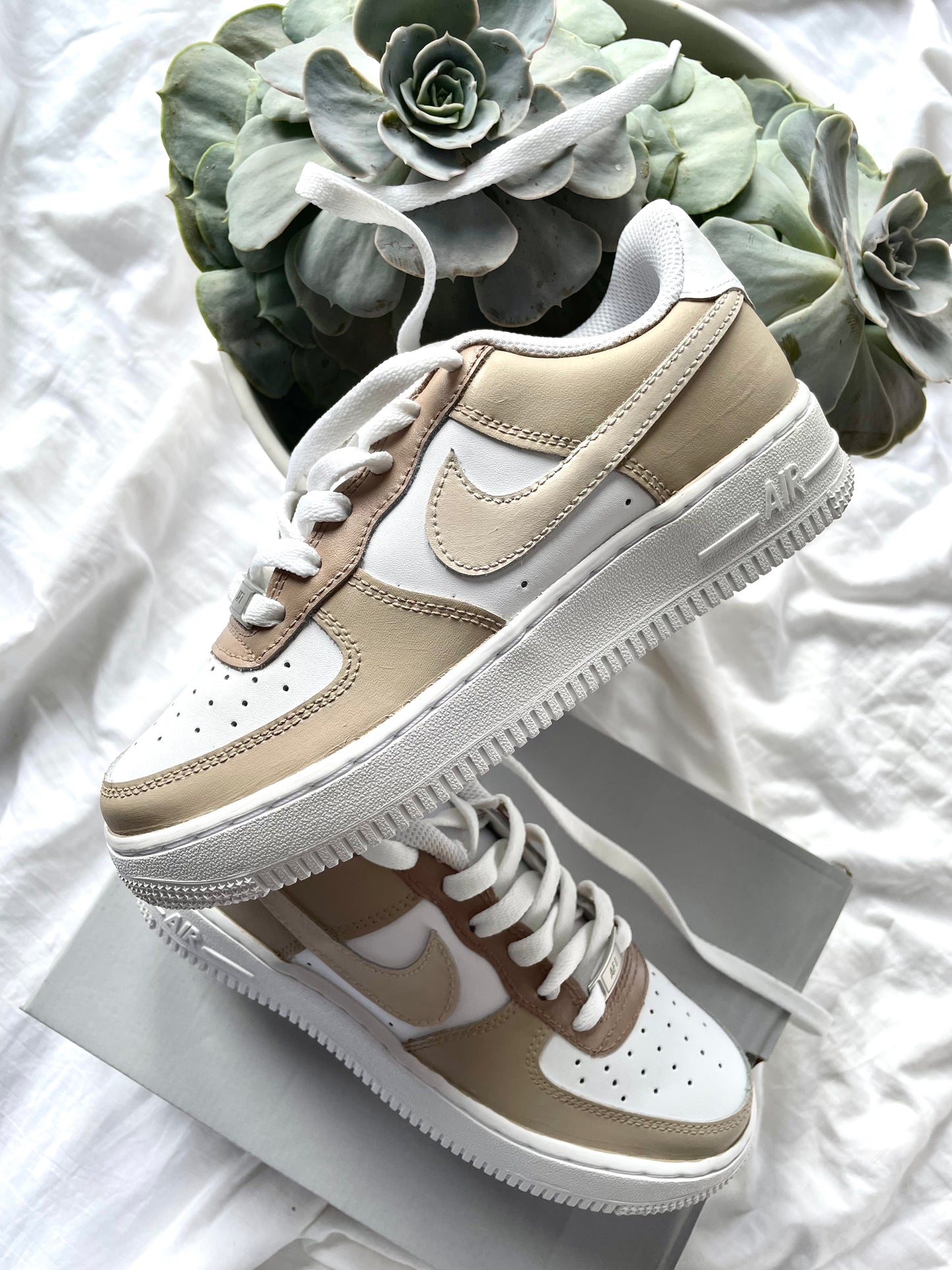 Nude - Nike Air Force 1