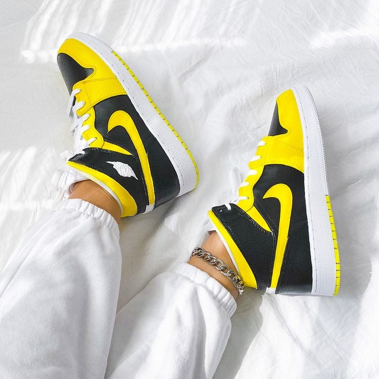 Bumblebee - Jordan 1 Mid