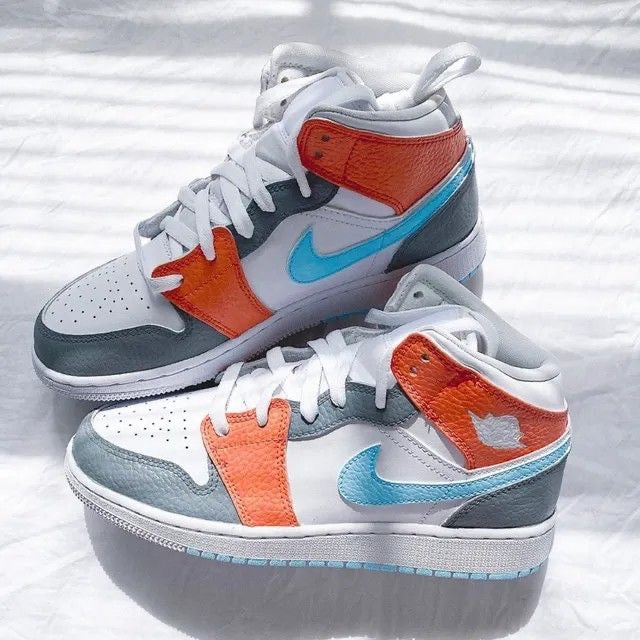 Marina - Jordan 1 Mid