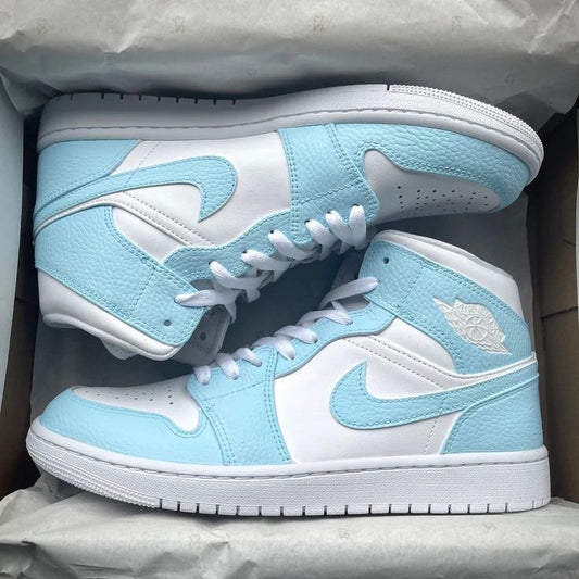 Sky Light Blue - Jordan 1 Mid